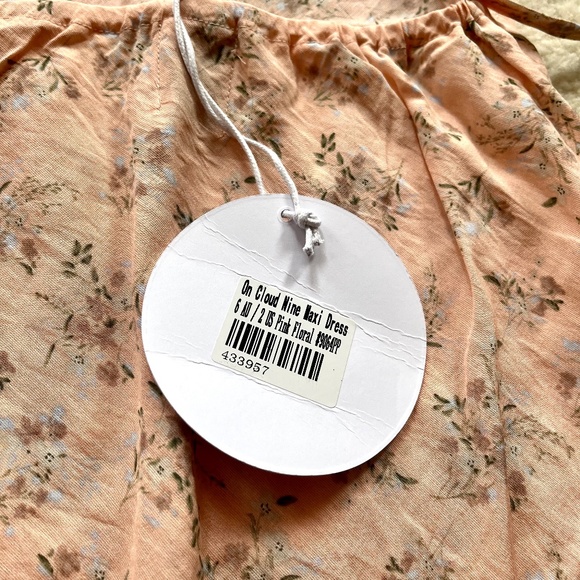 Princess Polly Maxi Dress - Picture 7 of 7